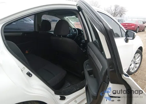 2017 Subaru Legacy 2.5I Premium z USA, uszkodzony, nr VIN 4S3BNAF65H3045456